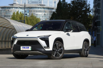 NIO ES 8